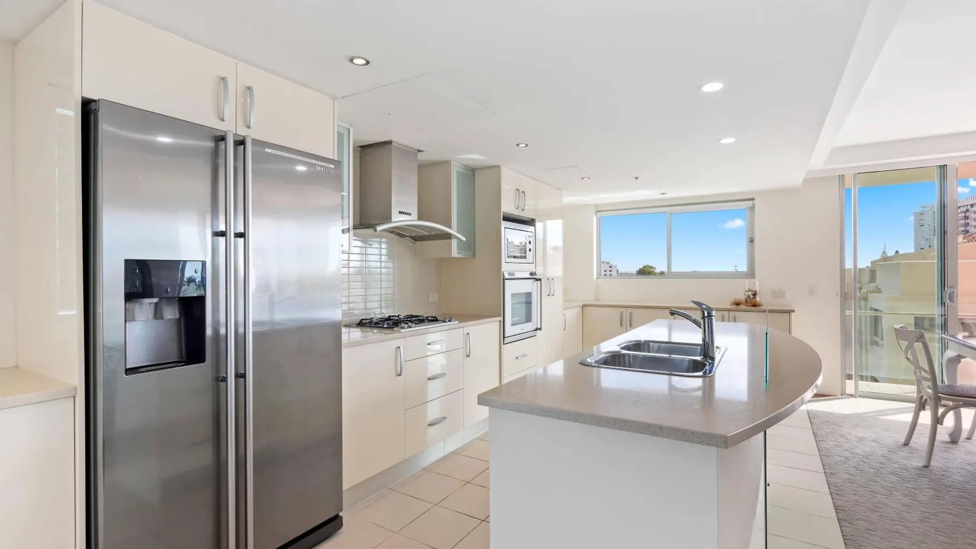 Aqua Vista Resort Maroochydore 4*,